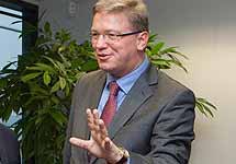 Штефан Фюле. Фото @StefanFuleEU Штефан Фюле. Фото @StefanFuleEU